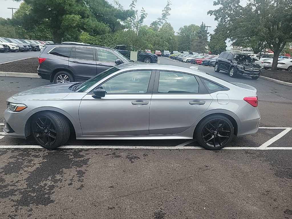 Used 2024 Honda Civic Sport image 9
