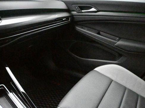 Used 2023 Volkswagen GTI SE image 6