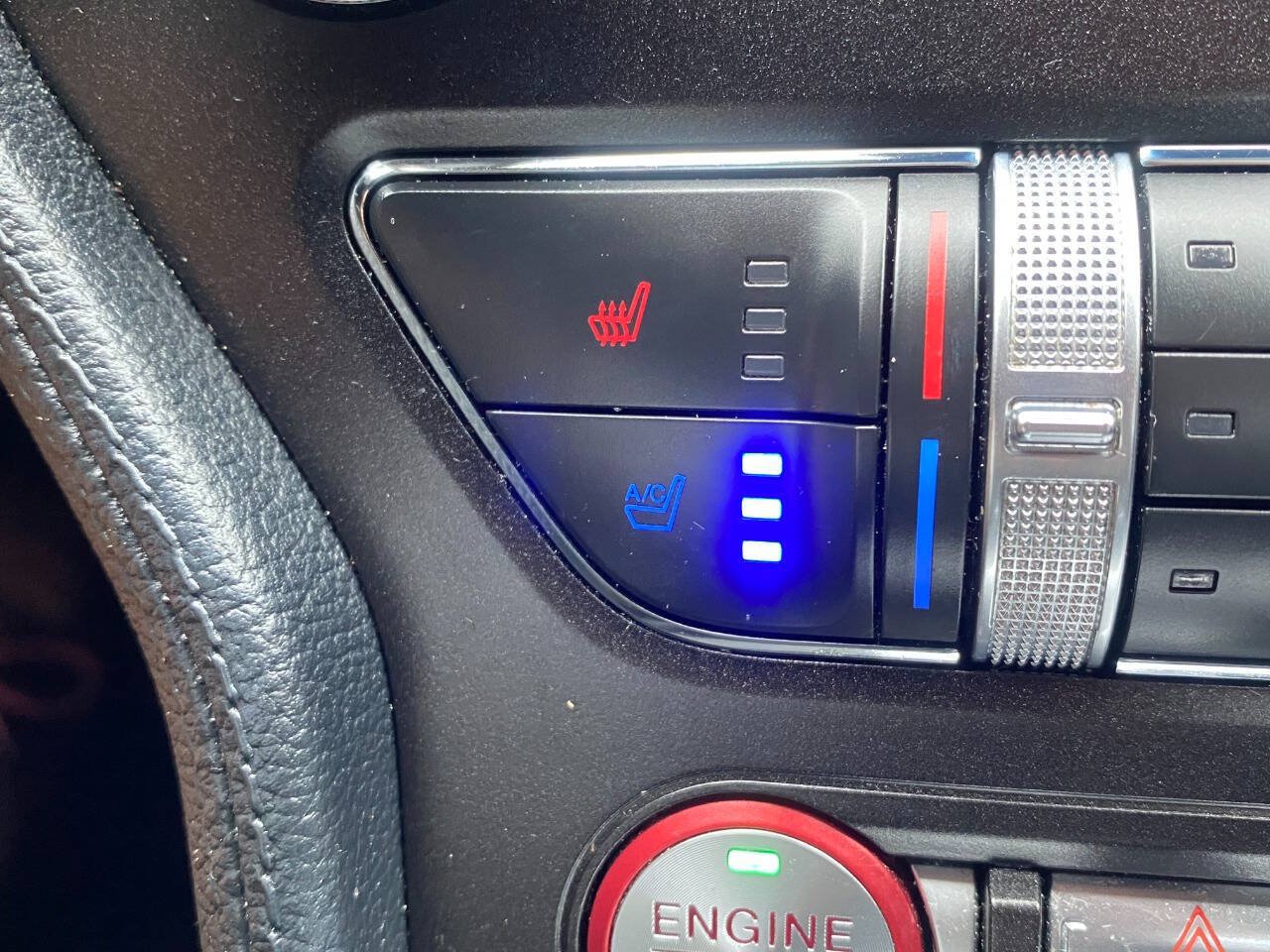 Used 2021 Ford Mustang Premium RWD image 32
