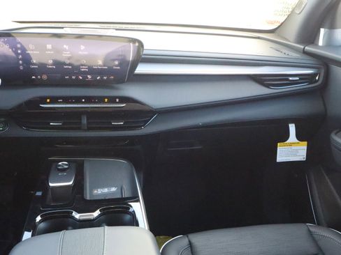 New 2026 Buick Enclave Sport Touring image 11