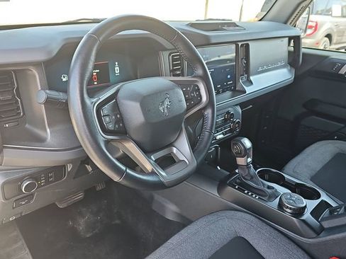 Used 2025 Ford Bronco Big Bend image 15