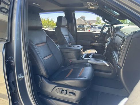 Used 2021 GMC Sierra 1500 AT4 w/ AT4 Premium Package AWD/4WD image 12