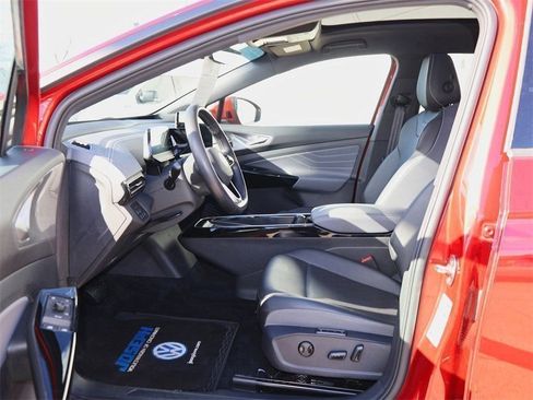 Certified 2023 Volkswagen ID.4 Pro S image 13