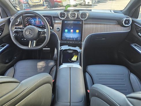 Certified 2025 Mercedes-Benz GLC 300 4MATIC image 25
