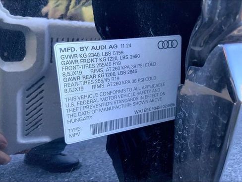 Used 2025 Audi Q3 2.0T Premium Plus w/ Premium Plus Package image 32