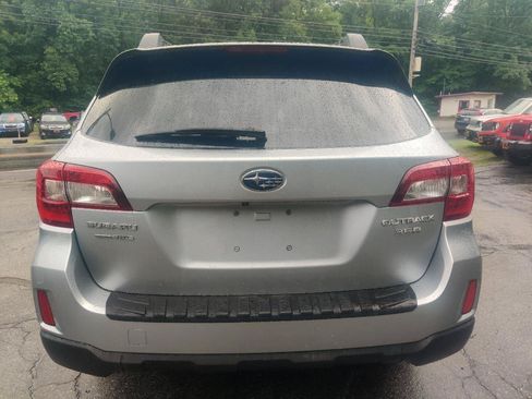 Used 2015 Subaru Outback 3.6R Limited AWD/4WD image 5