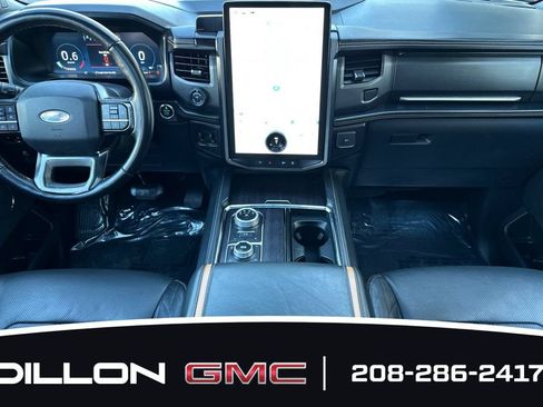 Used 2023 Ford Expedition Platinum AWD/4WD image 13