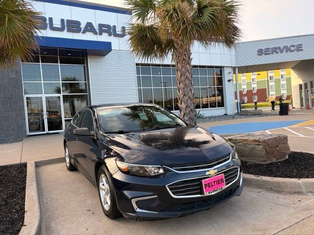 Used 2018 Chevrolet Malibu LS FWD image 1