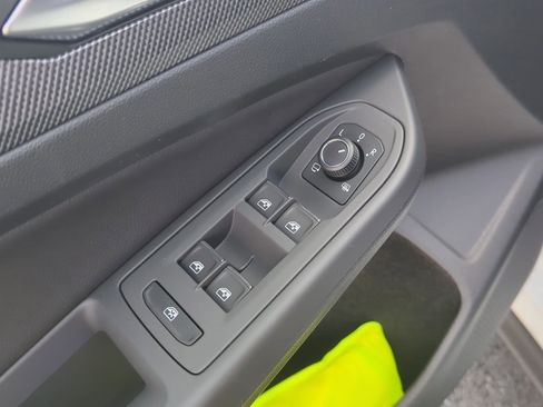 New 2025 Volkswagen GTI SE image 37