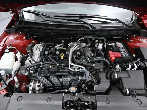 Used 2024 Nissan Altima 2.5 SR w/ SR Premium Package AWD/4WD image 23