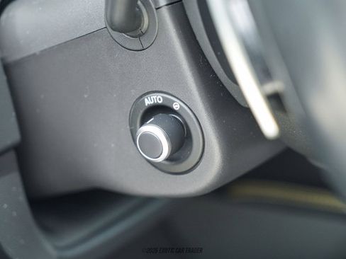 Used 2018 Jaguar F-TYPE 400 Sport RWD image 30