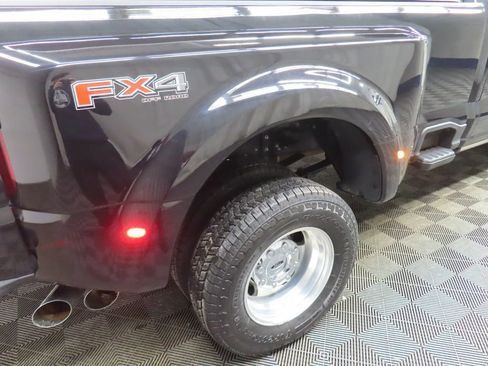 Used 2025 Ford F350 Platinum w/ Platinum Plus Package AWD/4WD image 36