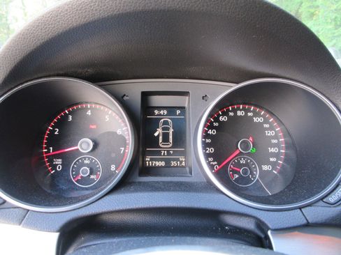 Used 2013 Volkswagen GTI Autobahn image 8