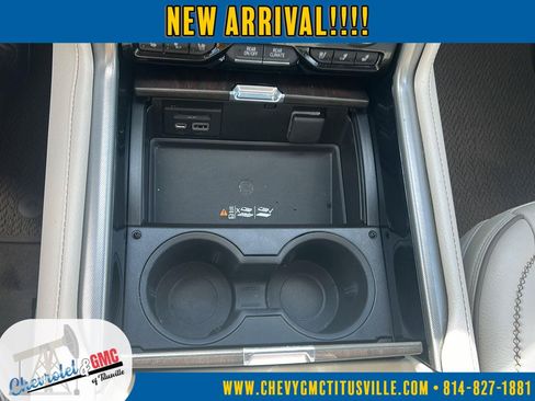 Used 2021 GMC Yukon XL Denali AWD/4WD image 32