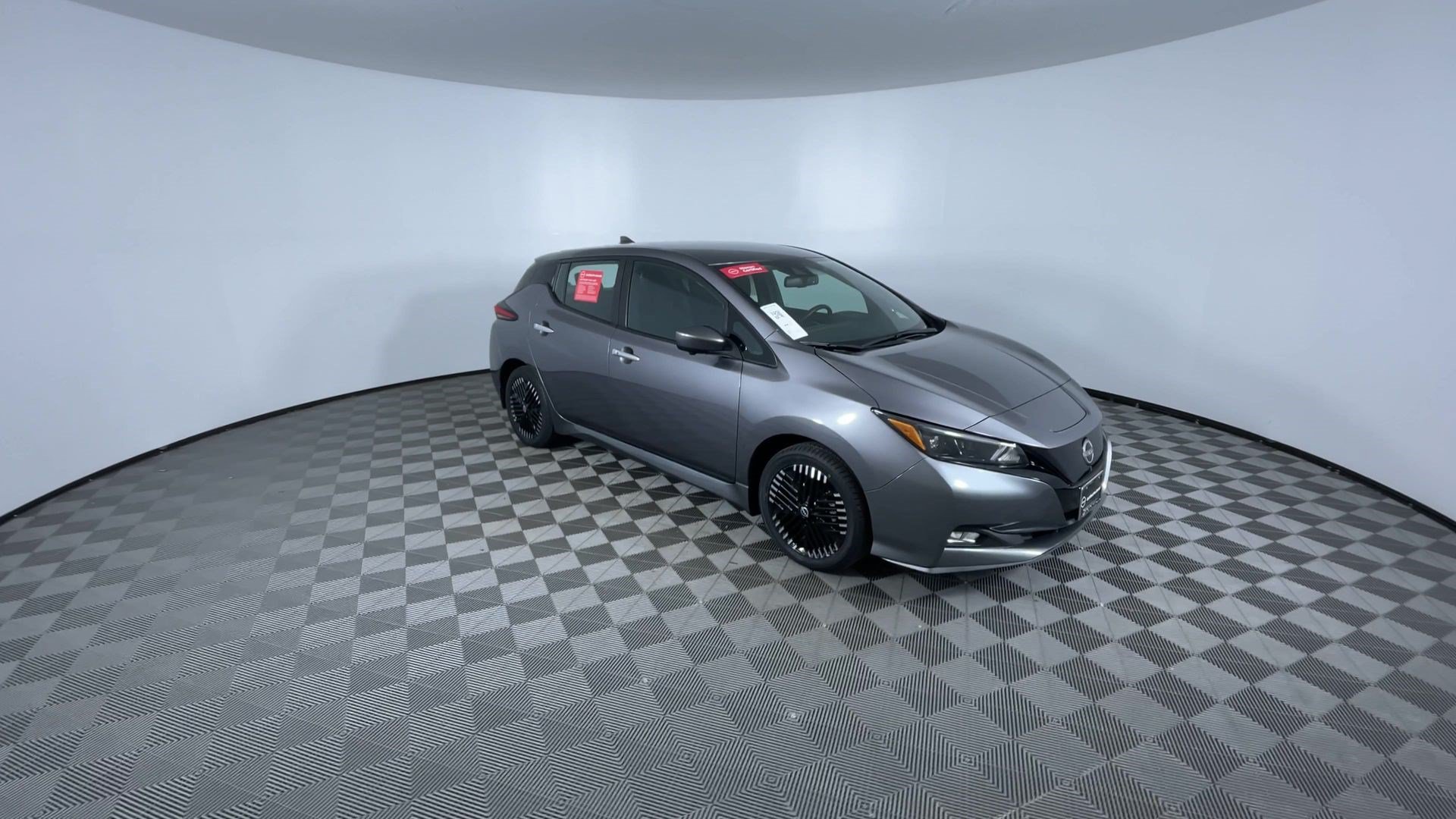 Certified 2024 Nissan Leaf SV Plus FWD image 2