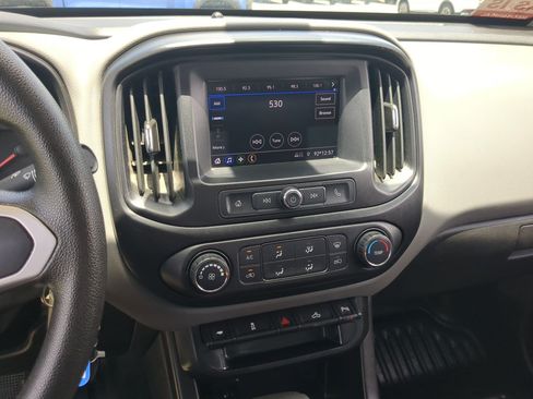 Used 2021 Chevrolet Colorado W/T w/ WT Convenience Package RWD image 19
