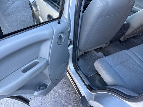 Used 2006 Jeep Liberty Renegade image 14