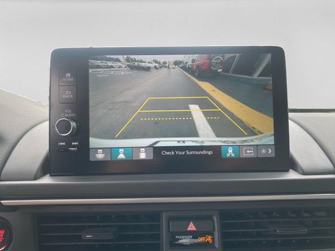 Used 2025 Honda Pilot Touring image 22