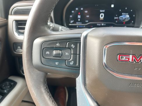 Certified 2023 GMC Yukon XL SLT w/ SLT Luxury Package RWD image 21