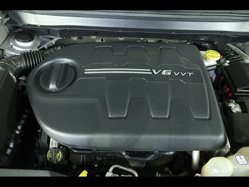 Used 2021 Jeep Cherokee Trailhawk w/ Sun, Sound & Nav Group AWD/4WD image 23