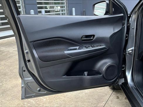 Used 2025 Nissan Kicks Play S image 19