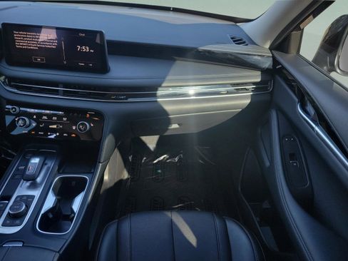 Certified 2025 INFINITI QX60 Pure image 8