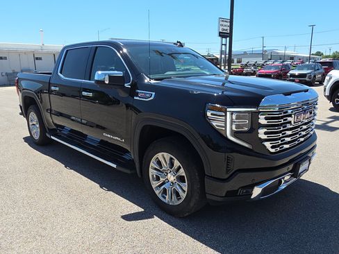 Certified 2025 GMC Sierra 1500 Denali AWD/4WD image 2
