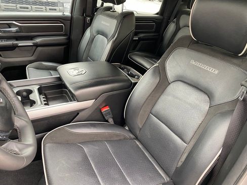 Used 2025 RAM 1500 Laramie image 33