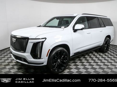 Certified 2026 Cadillac Escalade ESV Platinum Sport w/ LPO, ONYX Package AWD/4WD image 1