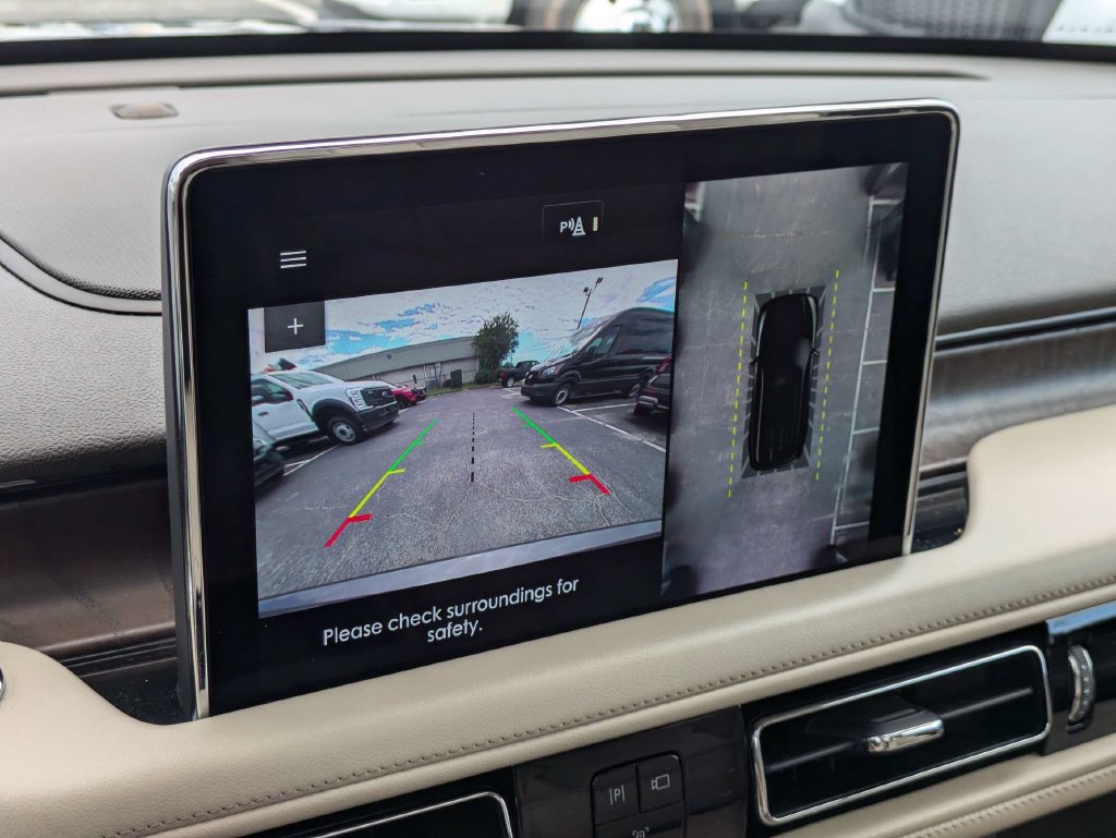Used 2022 Lincoln Aviator Reserve w/ Equipment Group 201A RWD image 23