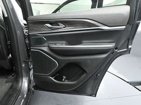 Used 2023 Jeep Grand Cherokee 4WD 4xe image 47