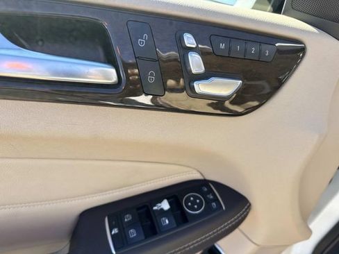 Used 2016 Mercedes-Benz GLE 350 image 26