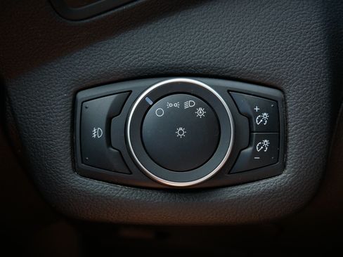 Used 2015 Ford Escape SE AWD/4WD image 26