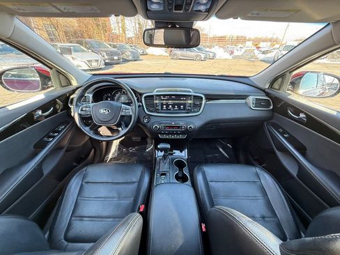 Used 2019 Kia Sorento EX w/ EX Touring Package image 24