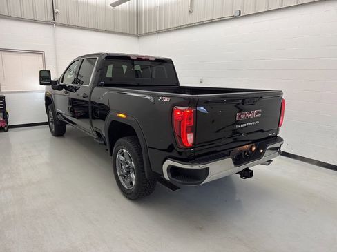 New 2026 GMC Sierra 2500 SLE w/ SLE Value Package; image 4