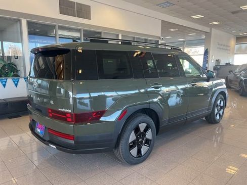 Used 2024 Hyundai Santa Fe SEL image 4