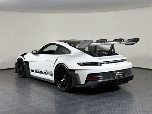 Certified 2025 Porsche 911 GT3 RS RWD image 3