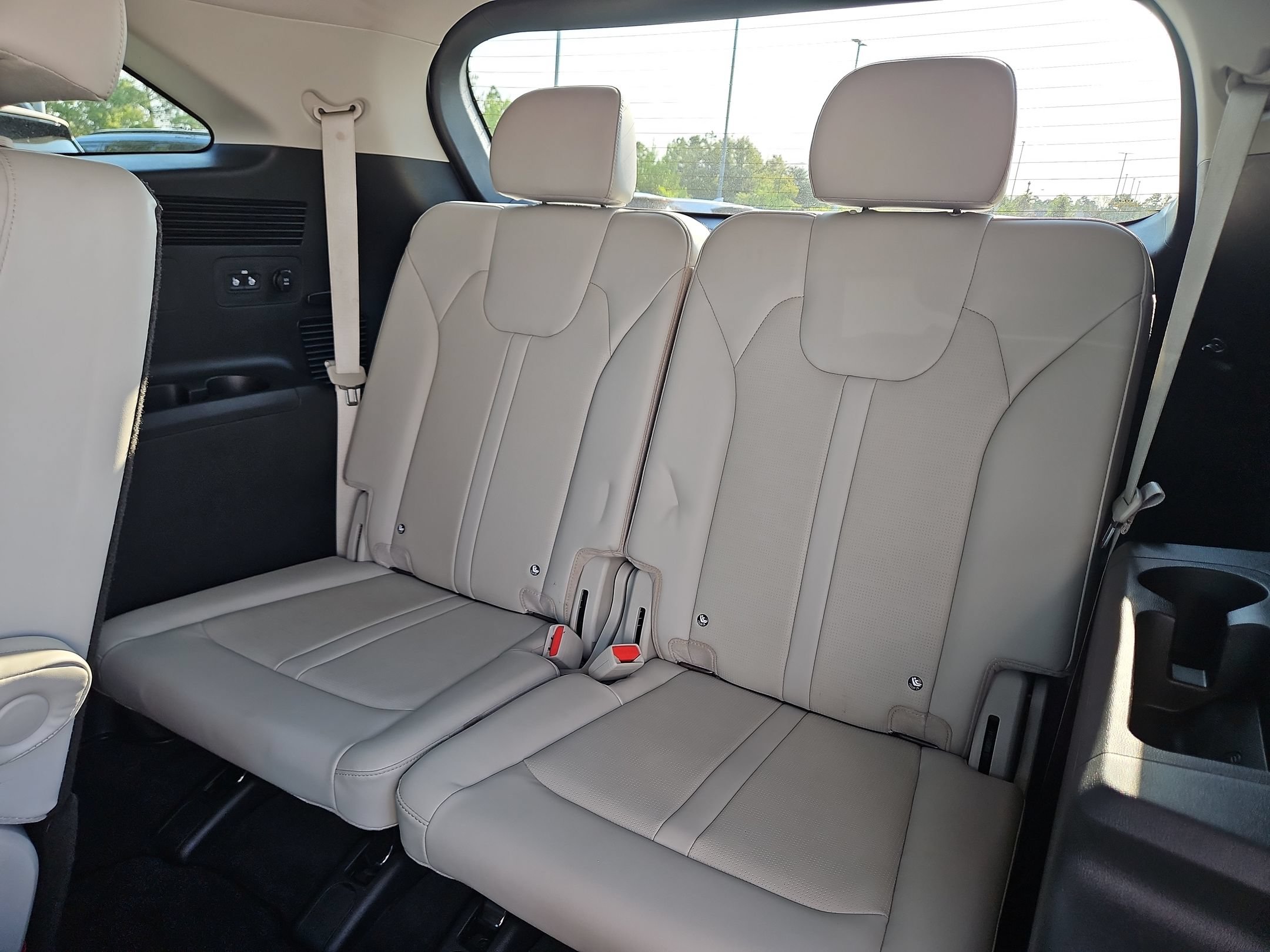 Used 2025 Kia Sorento EX w/ Panoramic Sunroof Package FWD image 38