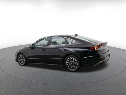 Used 2025 Hyundai Sonata SEL FWD image 7