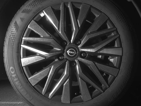 Used 2025 Nissan Altima 2.5 SV image 13