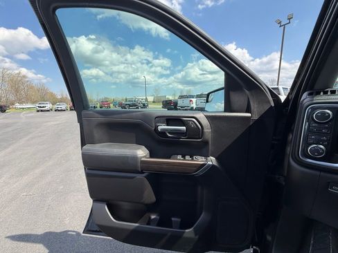 Used 2019 Chevrolet Silverado 1500 RST w/ All-Star Edition AWD/4WD image 19