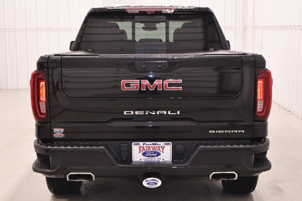 Used 2024 GMC Sierra 1500 Denali w/ Denali Reserve Package AWD/4WD image 9