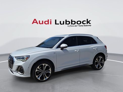 Used 2019 Audi Q3 2.0T Prestige w/ Prestige Package AWD/4WD image 5