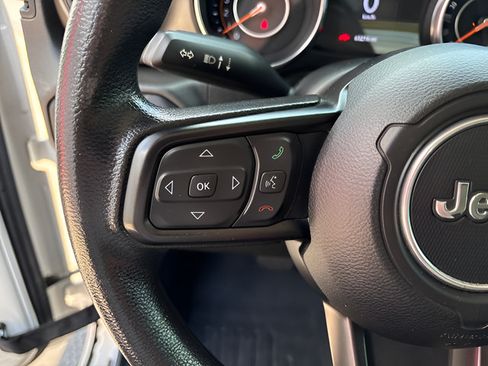 Used 2019 Jeep Wrangler Sport AWD/4WD image 30