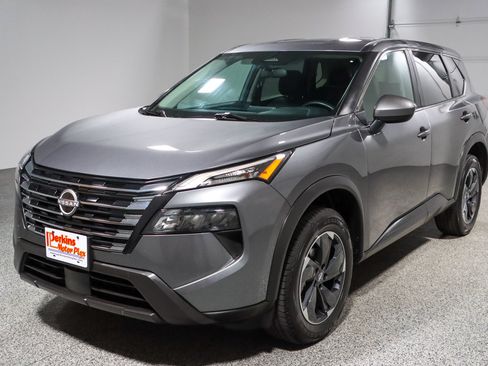 Used 2024 Nissan Rogue SV FWD image 31