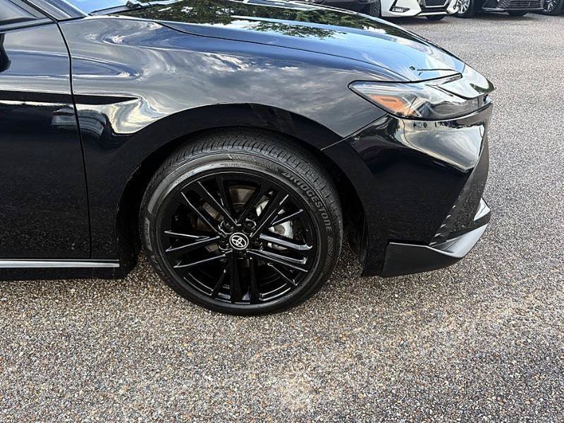 Used 2026 Toyota Camry SE FWD image 29