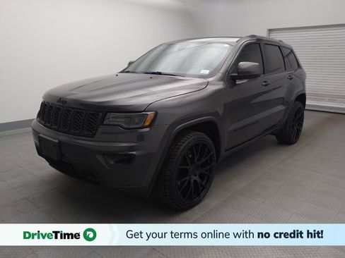 Used 2021 Jeep Grand Cherokee Laredo AWD/4WD image 1
