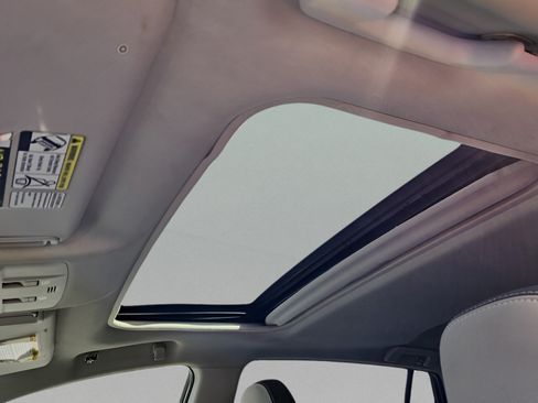 Used 2014 Toyota RAV4 XLE FWD image 14