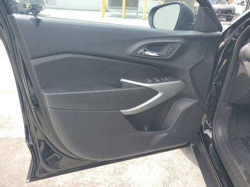 New 2026 Chevrolet Trax LS FWD image 18