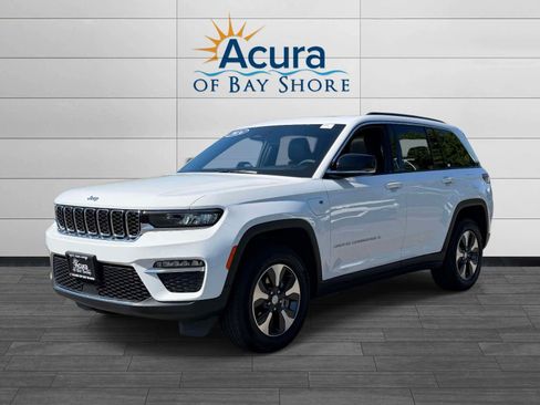 Used 2024 Jeep Grand Cherokee Limited 4xe AWD/4WD image 2